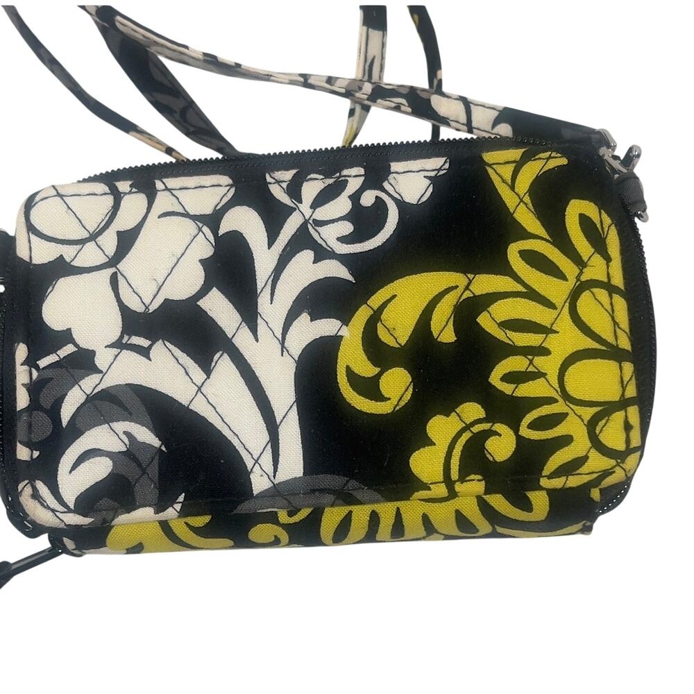 Vera Bradley Baroque Quilted Cotton Crossbody Wristlet Bag Multiple Storage